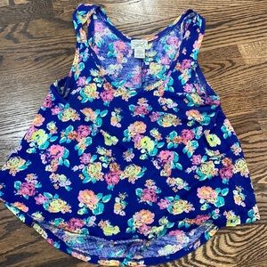 Floral tank